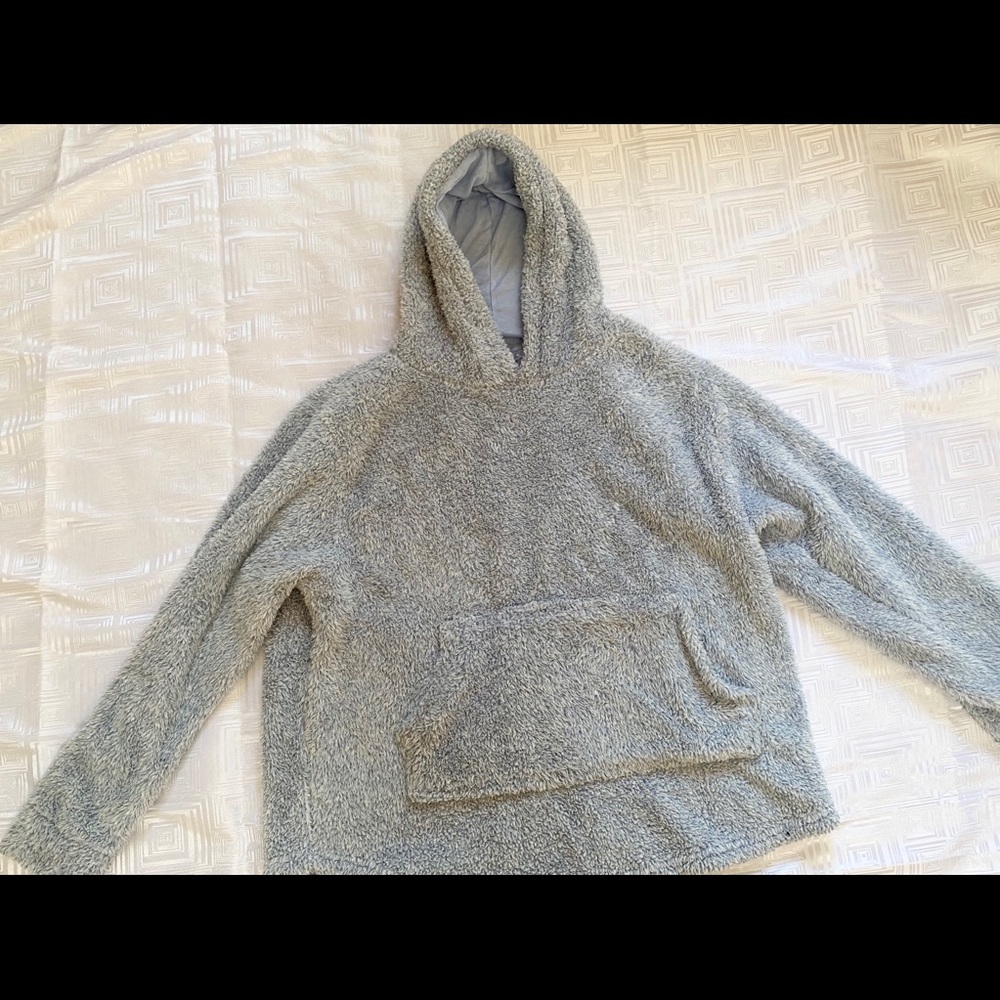 Super comfy blue pullover! SIZE L